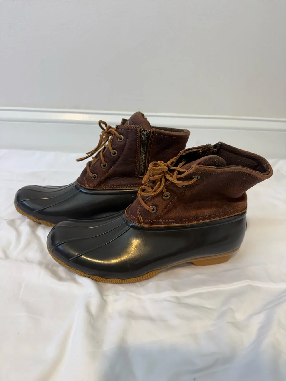 Sperry Women’s Size 11 Brown Leather Black Duck Boots Waterproof